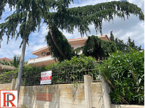 VILLA IN PERIFERIA A GINOSA