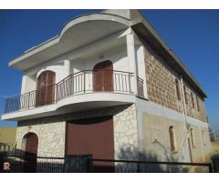 VILLA INDIPENDENTE GINOSA