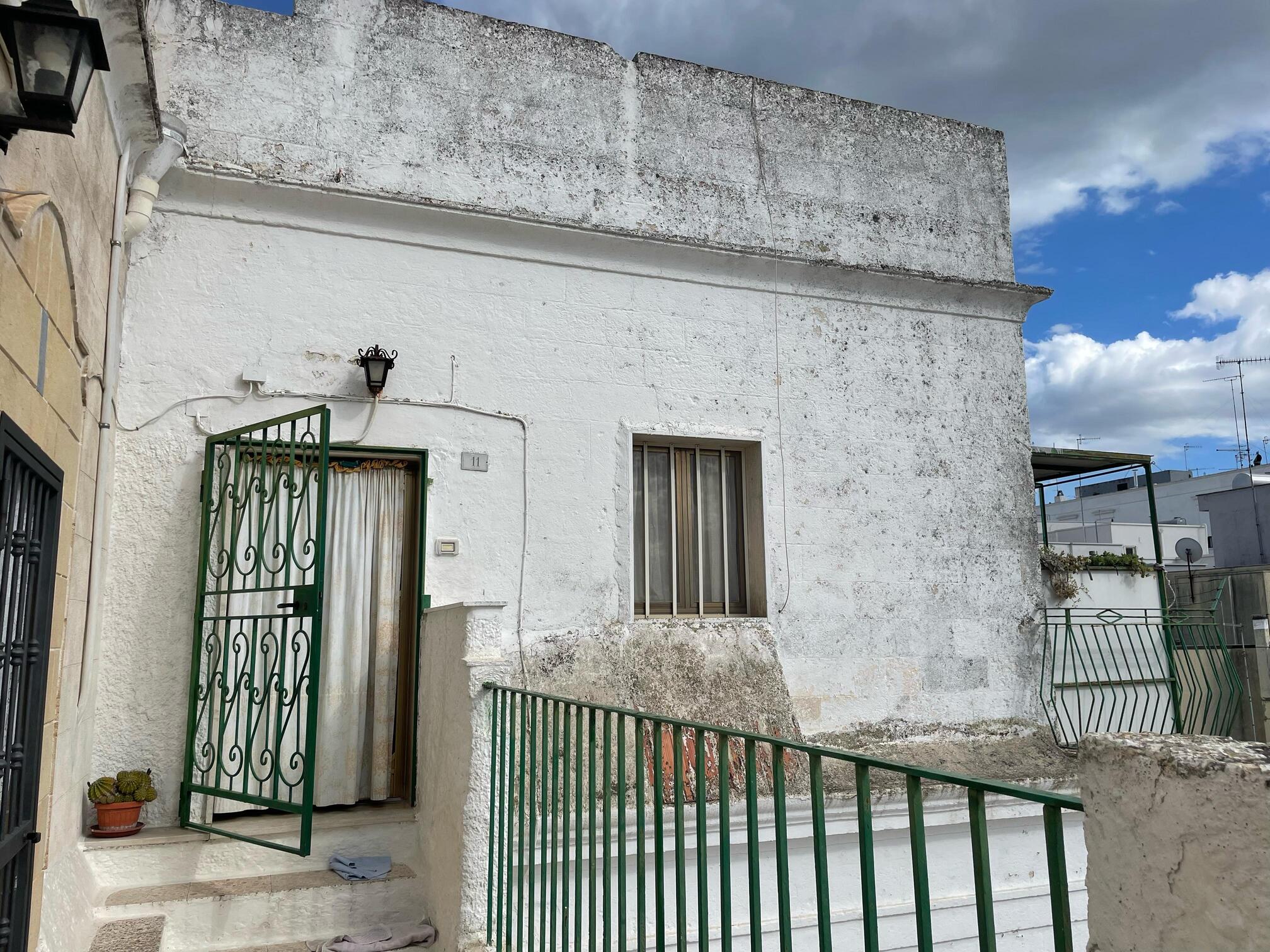 ABITAZIONE TIPICA GINOSA CENTRO STORICO