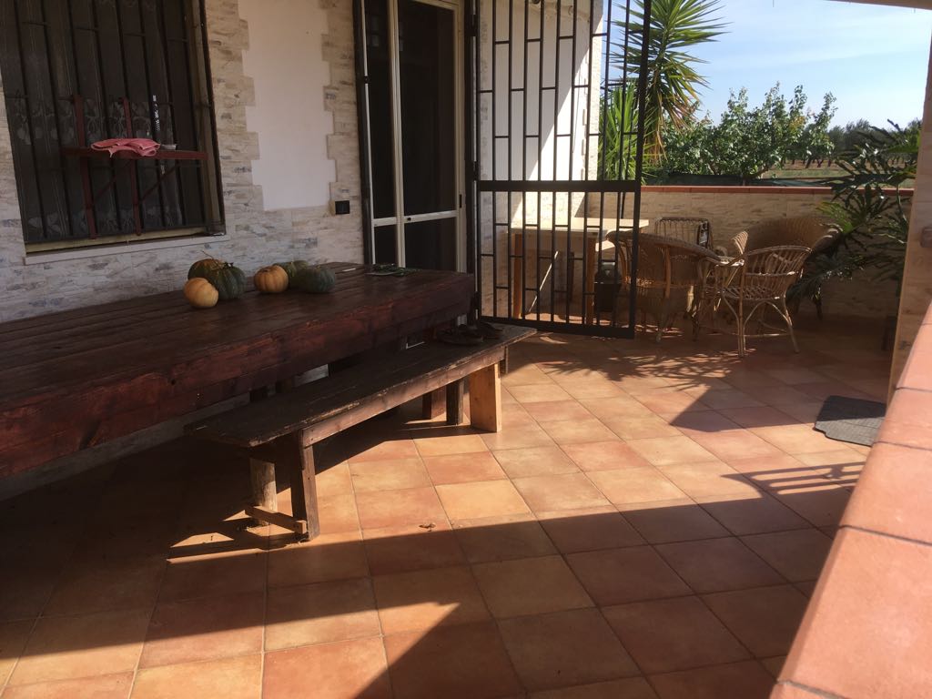 TERRENO AGRICOLO CON DEPOSITO – GINOSA