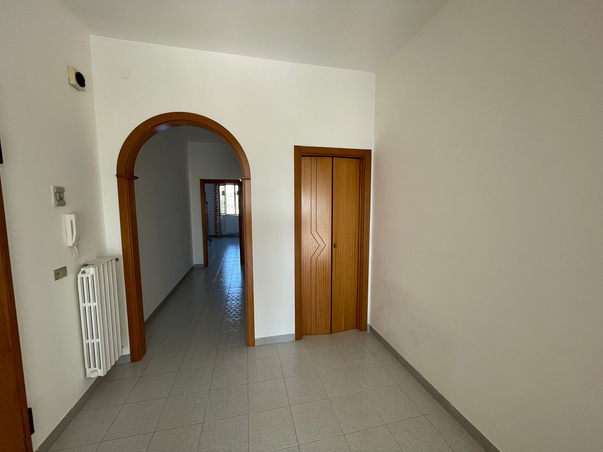 APPARTAMENTO IN PERIFERIA GINOSA