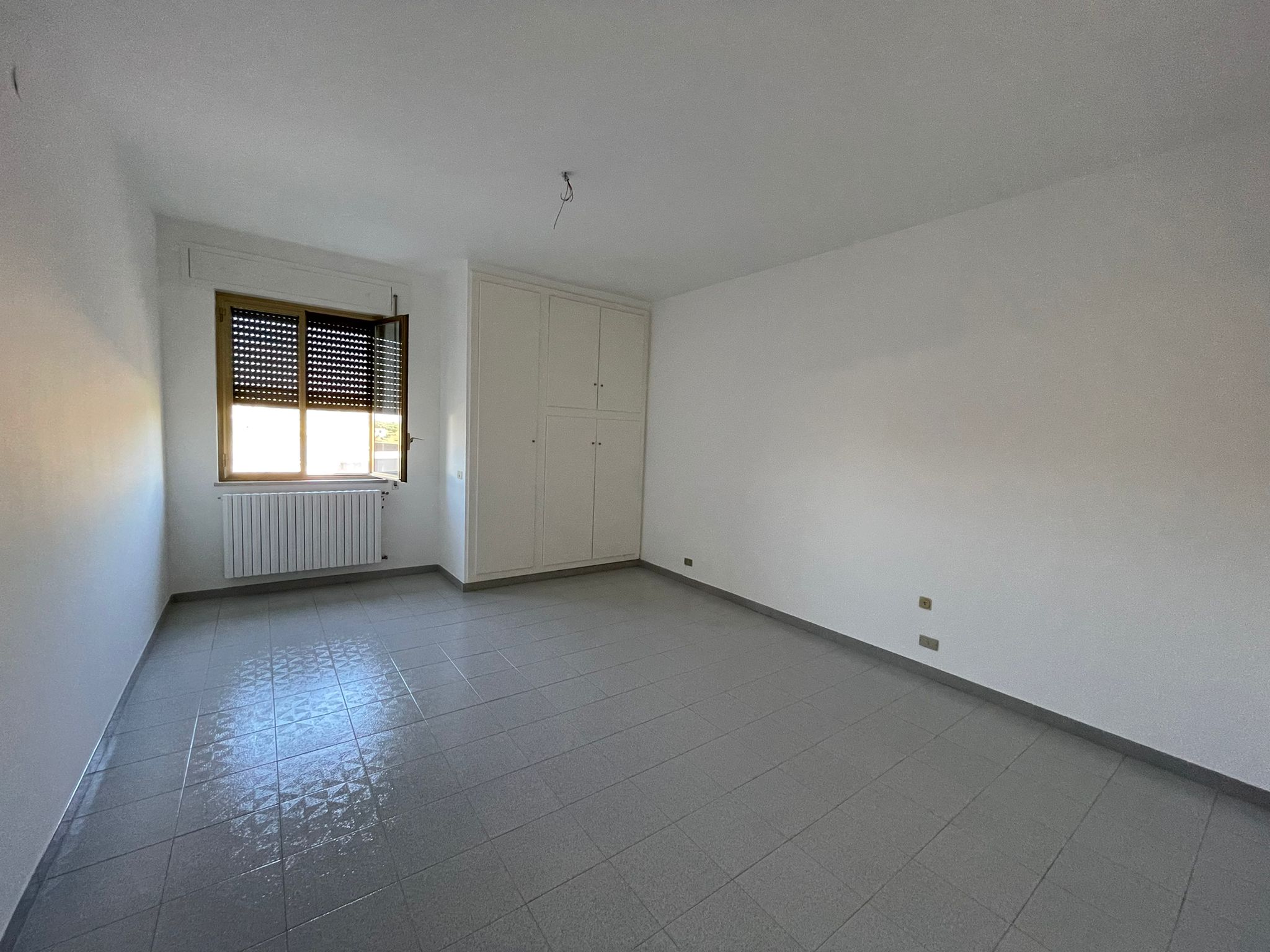 APPARTAMENTO IN PERIFERIA GINOSA