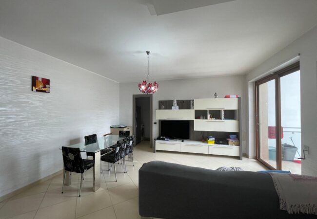 APPARTAMENTO CON BOX AUTO GINOSA