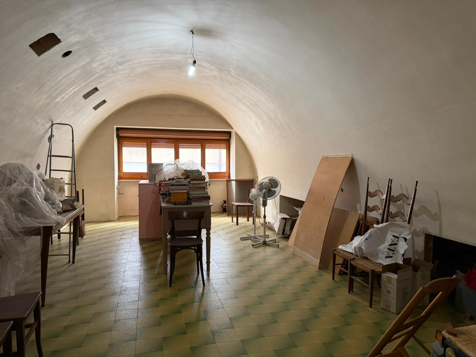 STABILE INDIPENDENTE GINOSA