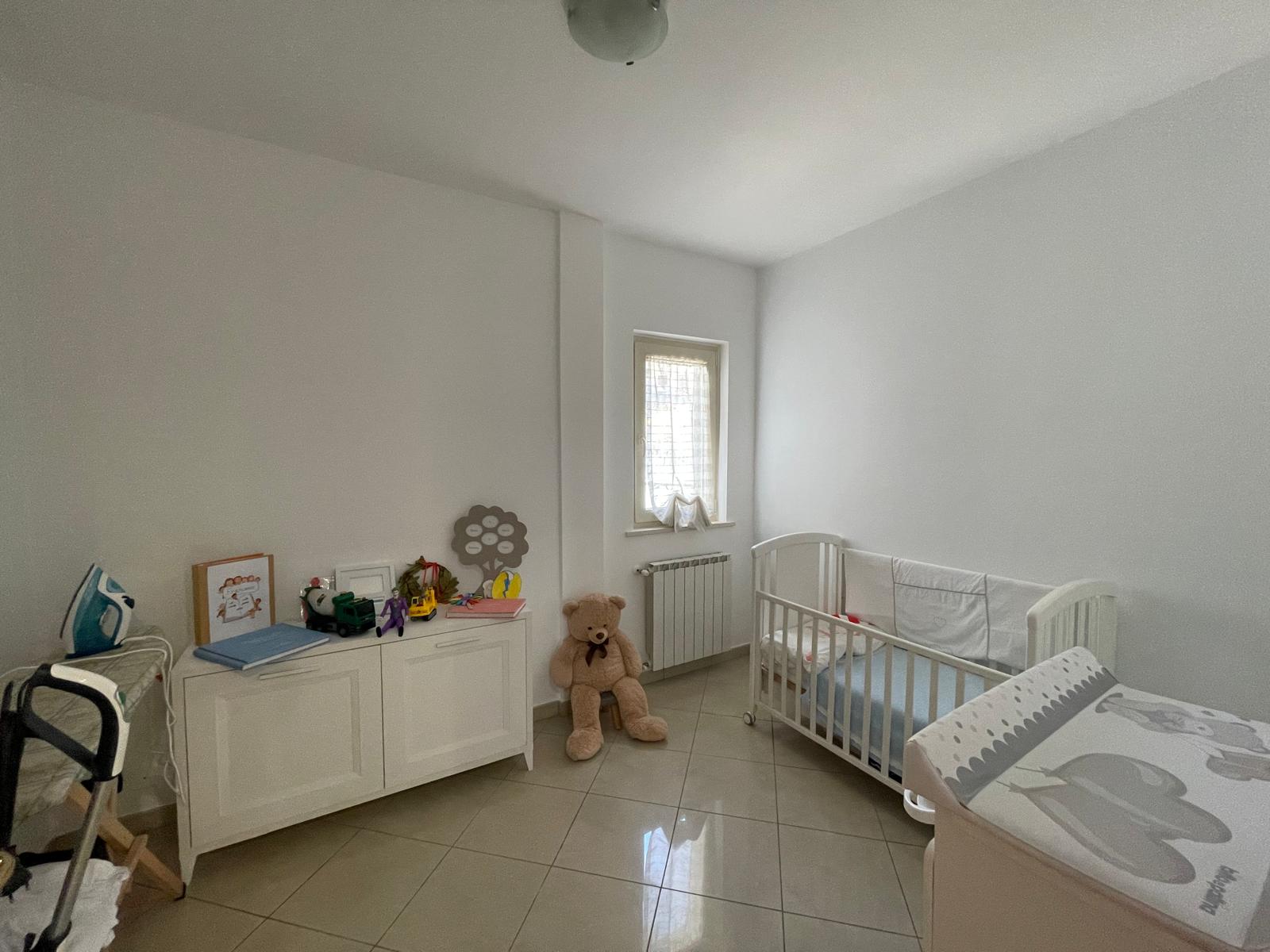 APPARTAMENTO CON BOX AUTO ZONA POGGIO