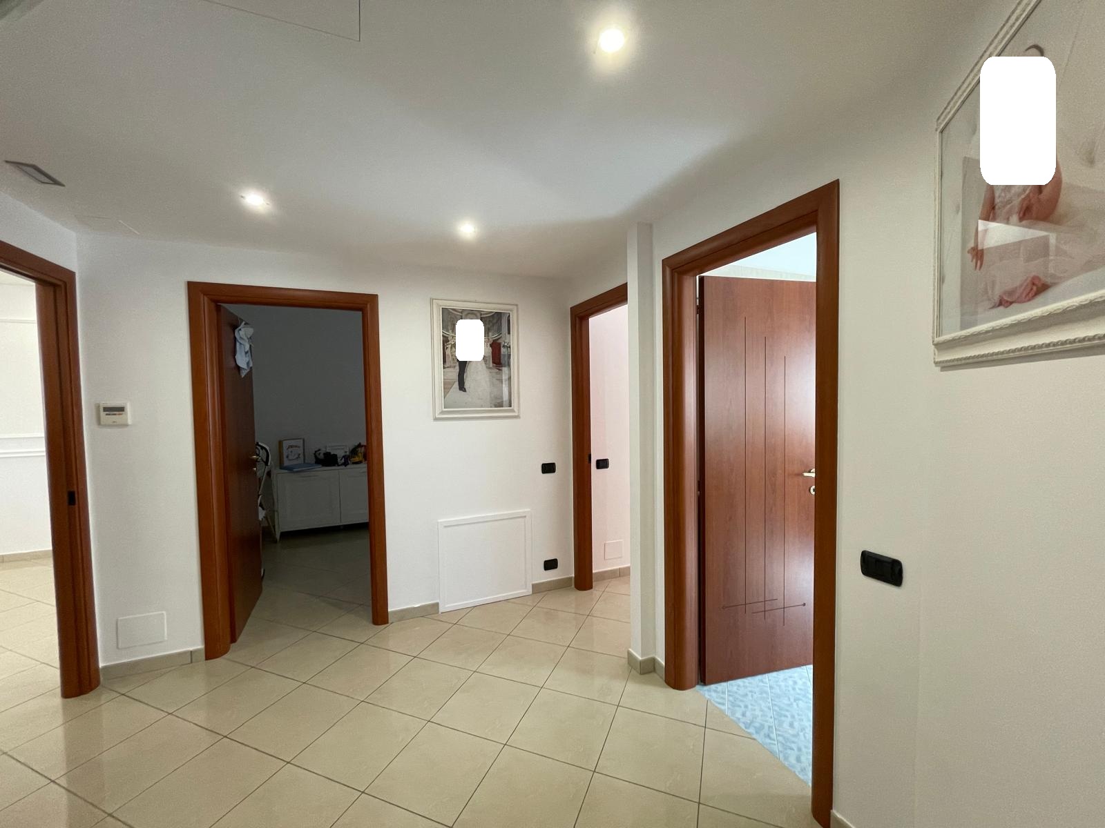 APPARTAMENTO CON BOX AUTO ZONA POGGIO