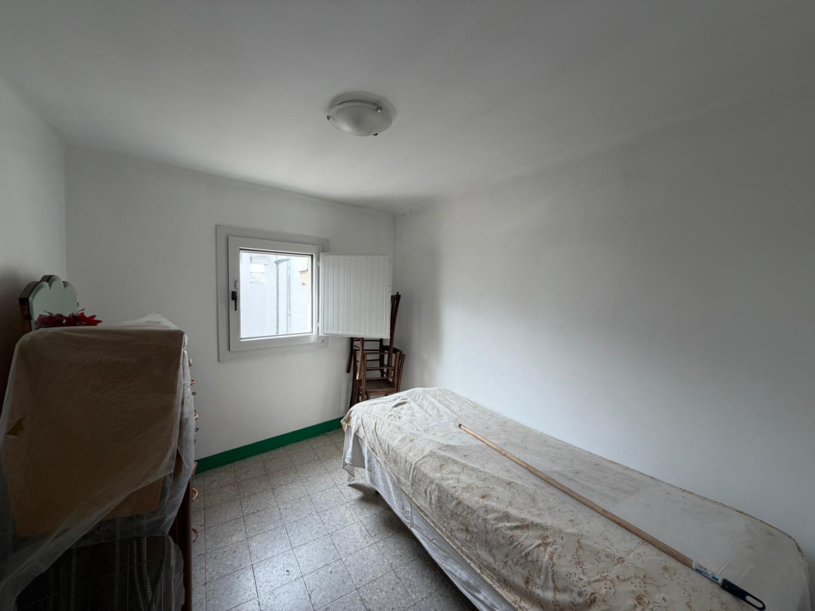 INTERO STABILE GINOSA