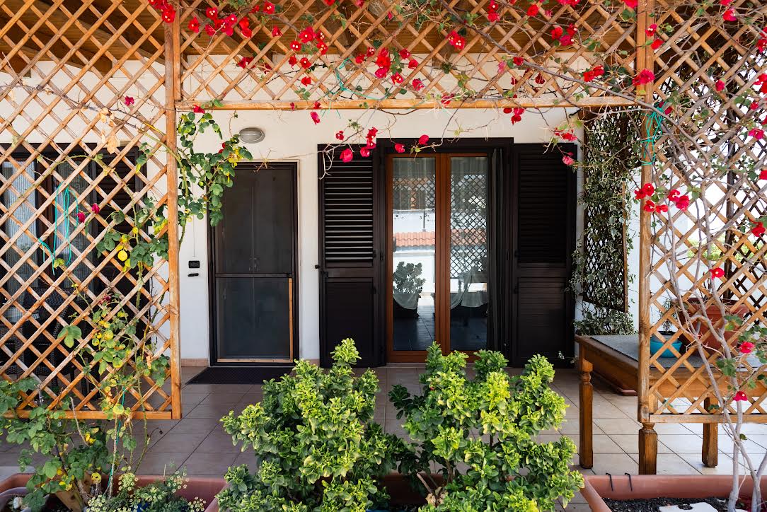 APPARTAMENTO CON MANSARDA E GARAGE