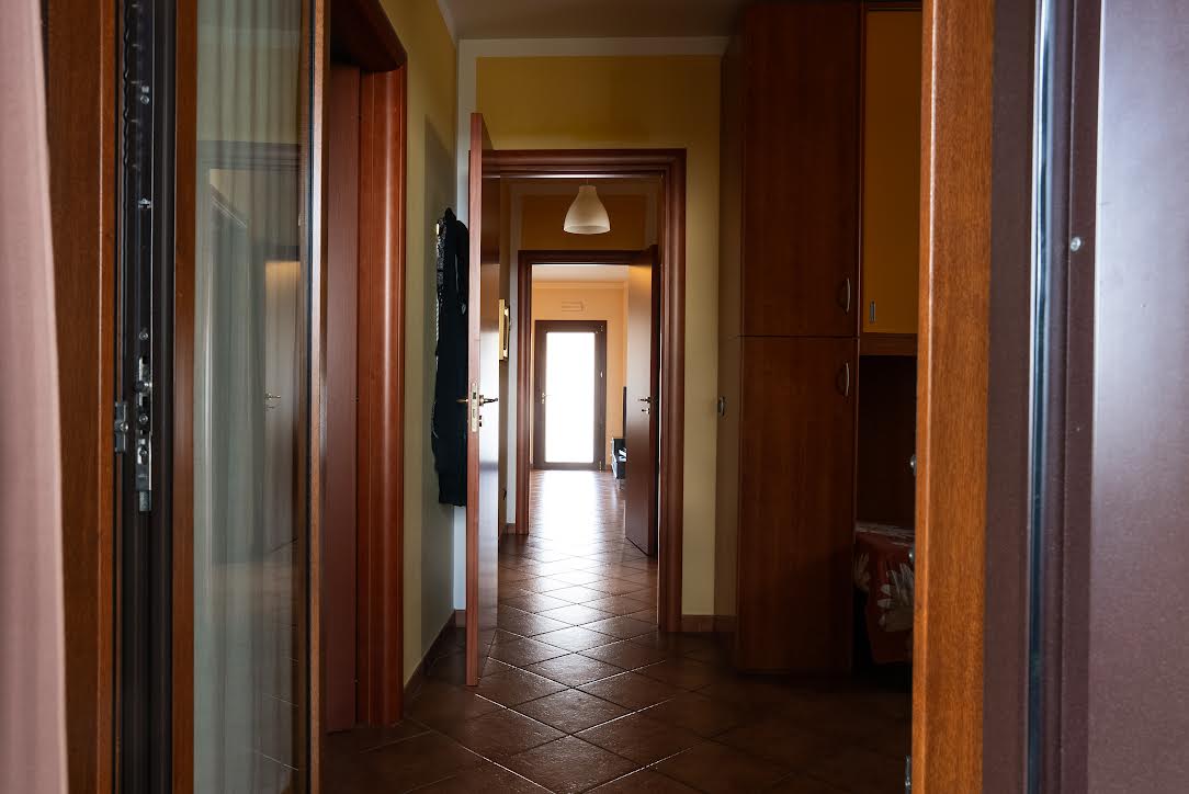 APPARTAMENTO CON MANSARDA E GARAGE