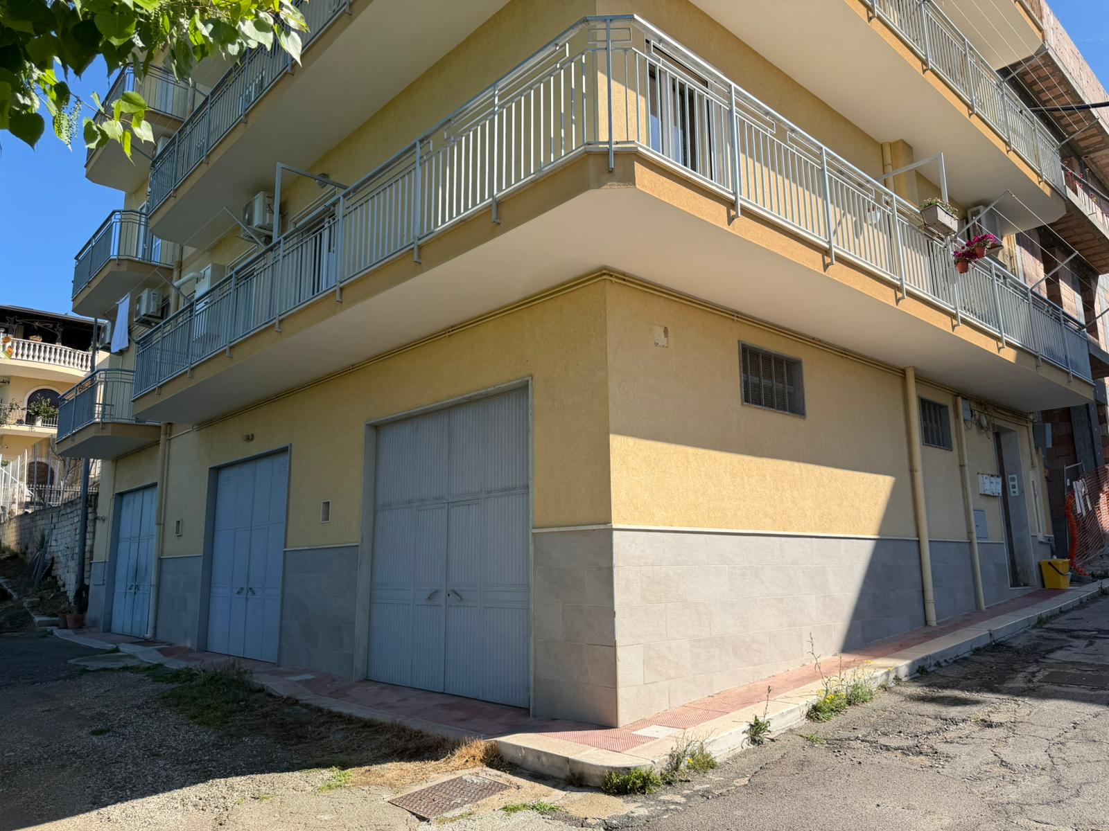 APPARTAMENTO CON GARAGE GINOSA