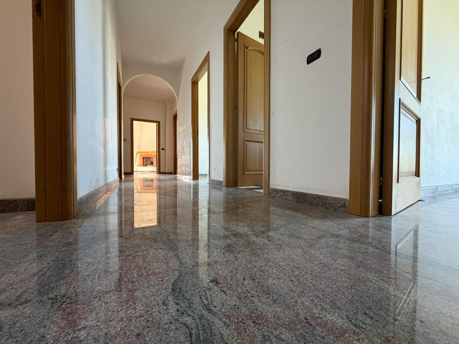 APPARTAMENTO CON GARAGE GINOSA
