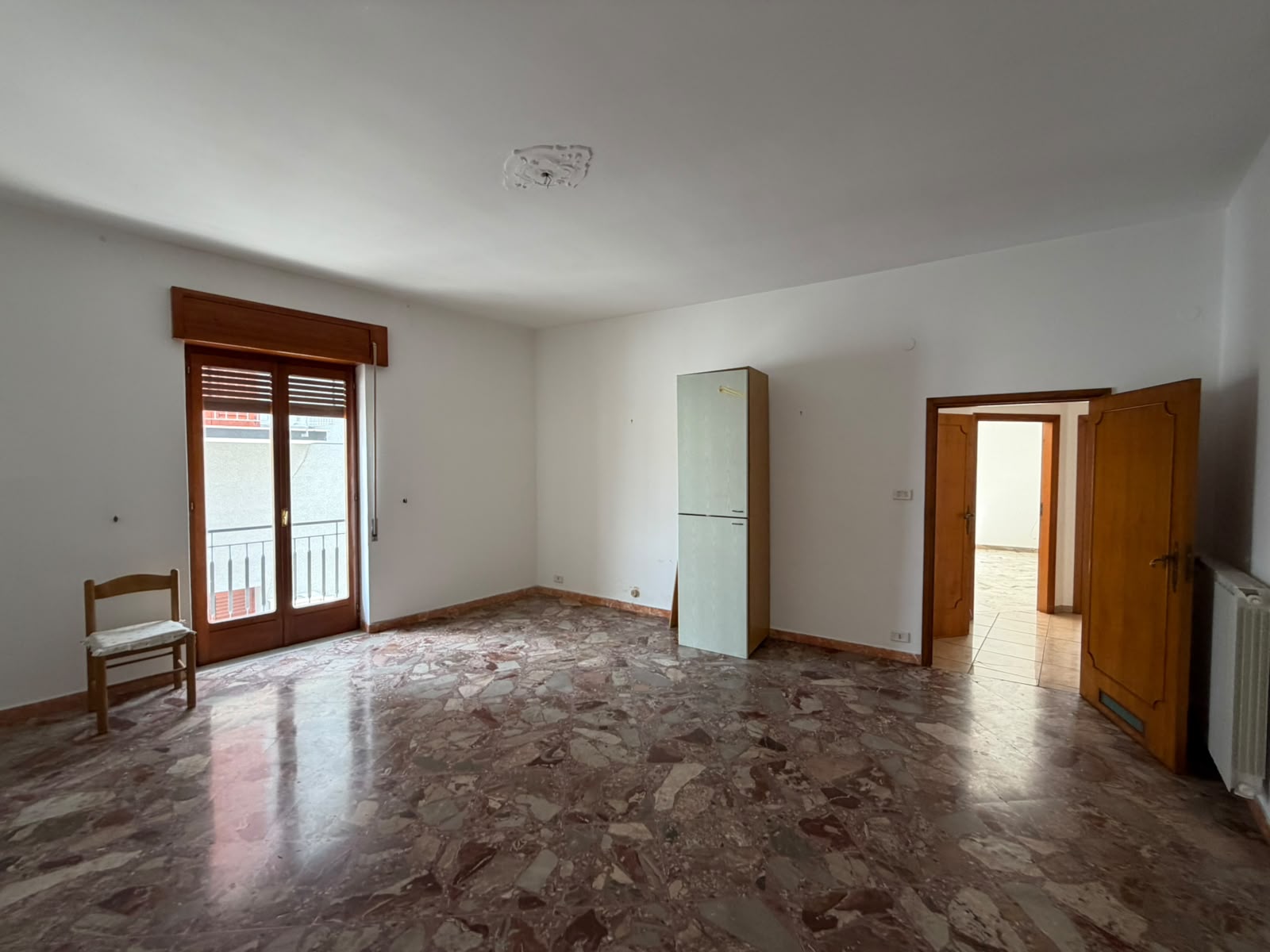 APPARTAMENTO – DEPOSITO E TERRAZZA IN STABILE BIFAMILIARE